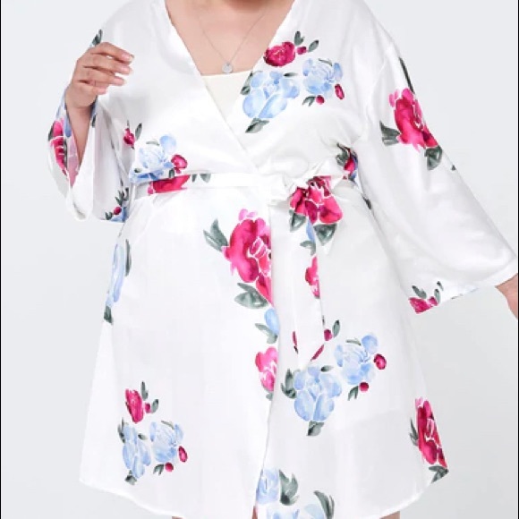 Gaia and Dubos Kimono bathrobe made from recycled plastic bottles size S. (5) - Picture 1 of 3